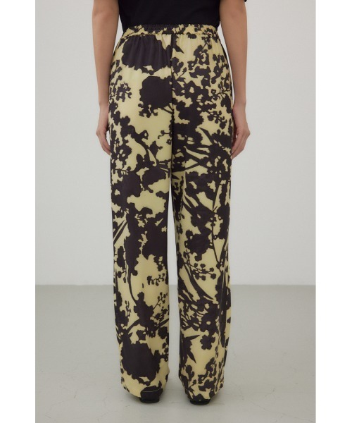 crie conforto(クリーコンフォルト)の「ブラーフラワープリントパンツ(スラックス・レディース・ホワイト系その他/イエロー系その他/ブラウン系その他・MEDIUM/SMALL)」の7枚目の写真