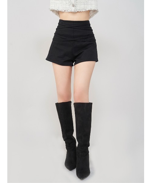 Darich（ダーリッチ）の「ダブルクロスベルトショートパンツ（その他パンツ・レディース・ブラック/アイボリー・M/S）」の2枚目の写真