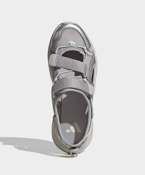 adidas（アディダス）の「Ozwave Sandals / アディダス adidas（サンダル・レディース・ブラック/ホワイト×ブラック/ホワイト/グレー・23.5cm/22.5cm/24.5cm/25.5cm/26.5cm/27.5cm/28.5cm）」の5枚目の写真