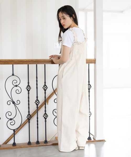 RAGEBLUE(レイジブルー)の「ステッチデザイン/ギャザーショルダーオールインワン(サロペット/オーバーオール・レディース・ホワイト/ブラック・FREE)」の5枚目の写真