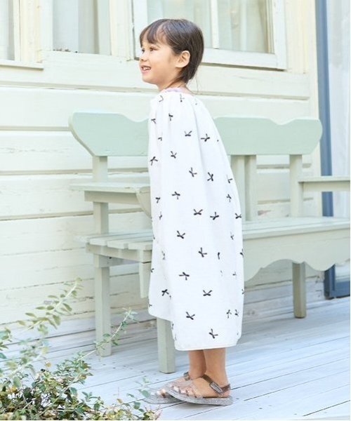 セール】【SWIM】アソート総柄お着替えタオル 70cm（スイムグッズ