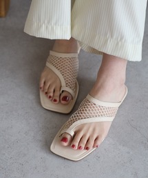 アシメトングメッシュサンダル