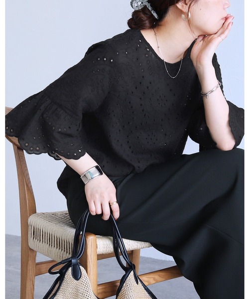 reca（レカ）の「袖口スカラップレースブラウス（シャツ/ブラウス・レディース・ブラック/ダークパープル/オフホワイト/ベージュ・M/L）」の3枚目の写真