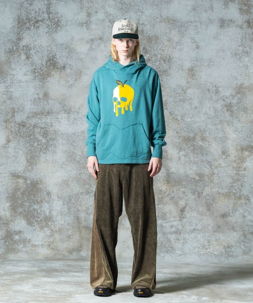 glamb(グラム)の「Melting Skull Hoodie / メルティングスカルフーディ(パーカー・メンズ・ブルー/ブラック・S/M/L)」の9枚目の写真