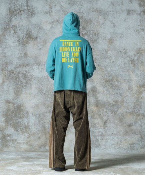 glamb(グラム)の「Melting Skull Hoodie / メルティングスカルフーディ(パーカー・メンズ・ブルー/ブラック・S/M/L)」の11枚目の写真