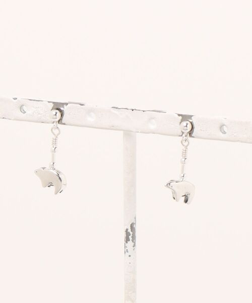 Harpo（アルポ）の「【HARPO】シルバーロングピアス　ベア ベアー くま 熊　銀製（ピアス（両耳用）・レディース・シルバー・FREE）」の3枚目の写真