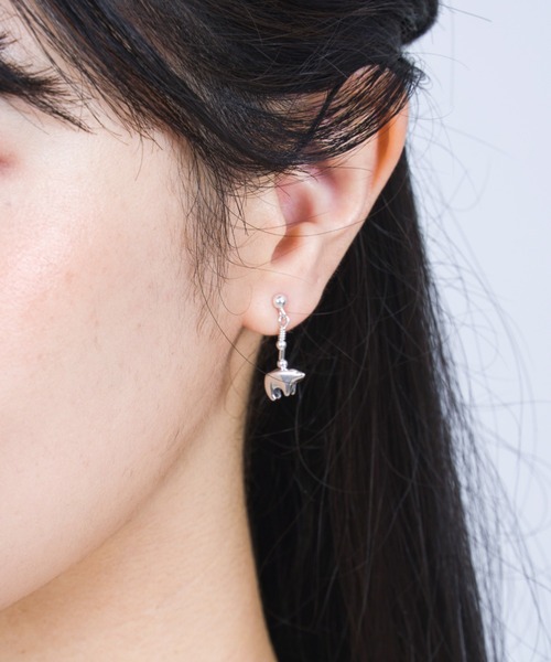 Harpo（アルポ）の「【HARPO】シルバーロングピアス　ベア ベアー くま 熊　銀製（ピアス（両耳用）・レディース・シルバー・FREE）」の6枚目の写真