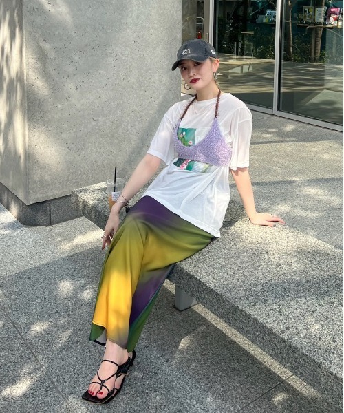 MEDI GRADIENT SKIRT（スカート）｜Ameri（アメリ）の