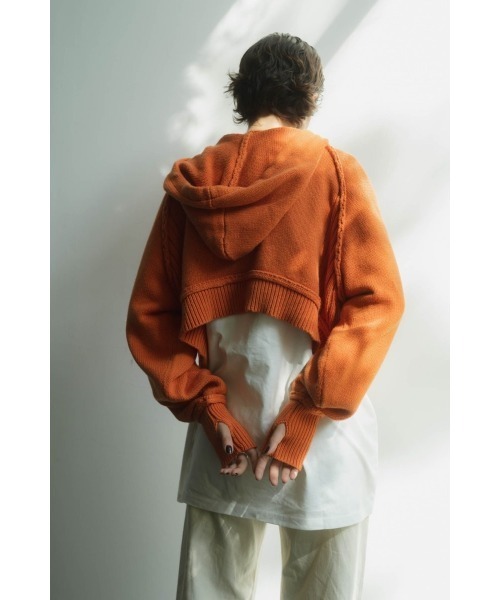 Knuth Marf(クヌースマーフ)の「cropped knit hoodie(パーカー・レディース・オレンジ・FREE)」の1枚目の写真