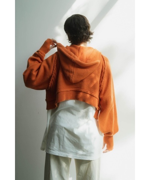 Knuth Marf(クヌースマーフ)の「cropped knit hoodie(パーカー・レディース・オレンジ・FREE)」の5枚目の写真