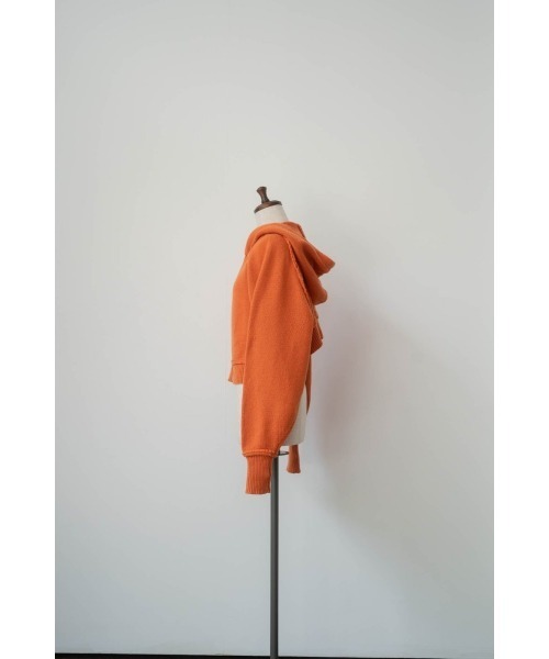 Knuth Marf(クヌースマーフ)の「cropped knit hoodie(パーカー・レディース・オレンジ・FREE)」の12枚目の写真