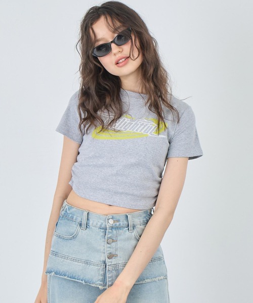 ANAP(アナップ)の「ウエストシャーリングロゴ Tシャツ(Tシャツ/カットソー・レディース・グレー/ブラック/ホワイト・FREE)」の1枚目の写真