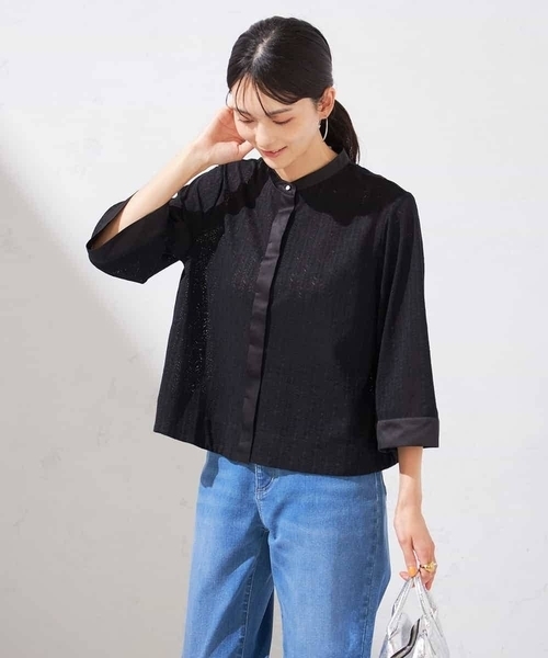 a.v.v(アーヴェヴェ)の「幾何レースクロップドブラウス(シャツ/ブラウス・レディース・ブラック/アイボリー・36/38)」の2枚目の写真