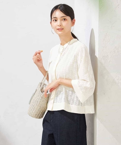 a.v.v(アーヴェヴェ)の「幾何レースクロップドブラウス(シャツ/ブラウス・レディース・ブラック/アイボリー・36/38)」の3枚目の写真