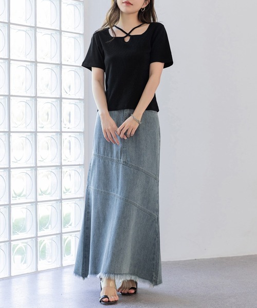 DAY CLOSET(デイ クローゼット)の「レディース デコルテきれい魅せ。半袖クロスネックリブトップス(Tシャツ/カットソー・レディース・ホワイト/ブラック/グレー/チャコールグレー・FREE)」の15枚目の写真