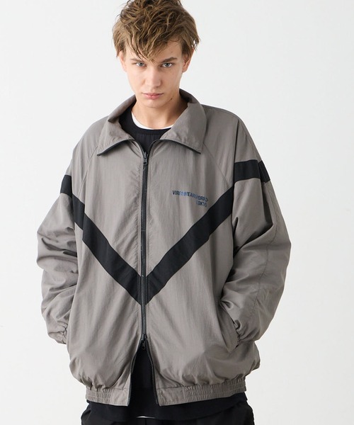 VIRGOwearworks（ヴァルゴウェアワークス）の「FLORA PANTHER REVERSIBLE JACKET（ナイロンジャケット・レディース・グレー/ブラック/パープル・2/3/4）」の19枚目の写真