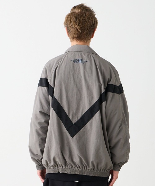 VIRGOwearworks（ヴァルゴウェアワークス）の「FLORA PANTHER REVERSIBLE JACKET（ナイロンジャケット・レディース・グレー/ブラック/パープル・2/3/4）」の21枚目の写真