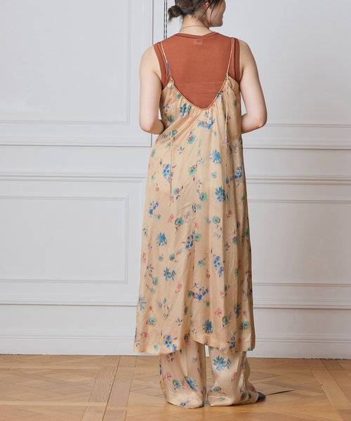 IENA LA BOUCLE（イエナラブークル）の「IENA LA BOUCLE ボタニカルプリントキャミソールドレス（ワンピース・レディース・ベージュ系その他・FREE）」の19枚目の写真