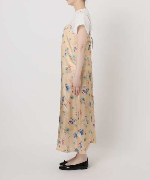 IENA LA BOUCLE（イエナラブークル）の「IENA LA BOUCLE ボタニカルプリントキャミソールドレス（ワンピース・レディース・ベージュ系その他・FREE）」の4枚目の写真