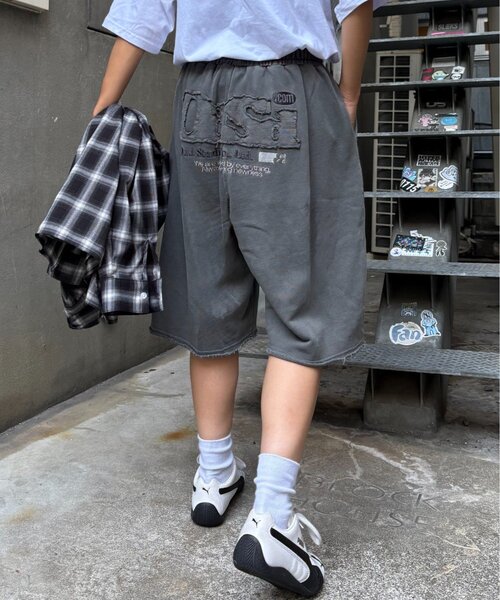 ODD STUDIO（オッドスタジオ）の「■【OddStudio】ピグメントバックダメージロゴスウェットハーフパンツ（スウェットパンツ・レディース・ピンク/ブラウン/チャコールグレー・MEDIUM/LARGE）」の2枚目の写真