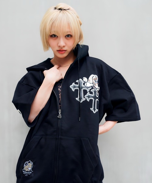 GALFY(ガルフィー)の「【別注】GA×GALFY-クロスガリノハーツ半袖パーカー(パーカー・メンズ・ターコイズブルー/ブラック/ホワイト/ピンク・S/L/XL)」の2枚目の写真