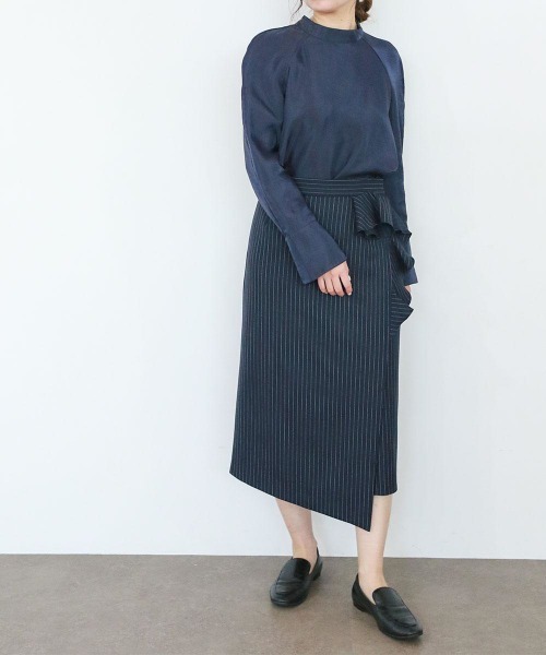 Marilyn Moon(マリリンムーン)の「warm pinstripe wrap skirt(スカート・レディース・ネイビー/キャメル/グレー・FREE)」の12枚目の写真