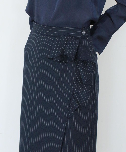 Marilyn Moon(マリリンムーン)の「warm pinstripe wrap skirt(スカート・レディース・ネイビー/キャメル/グレー・FREE)」の16枚目の写真