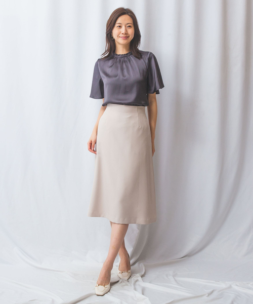 NARACAMICIE(ナラカミーチェ)の「【NARACAMICIE】シボサテン衿フリルギャザー半袖ブラウス(シャツ/ブラウス・レディース・グレー/ホワイト・M/XL)」の22枚目の写真