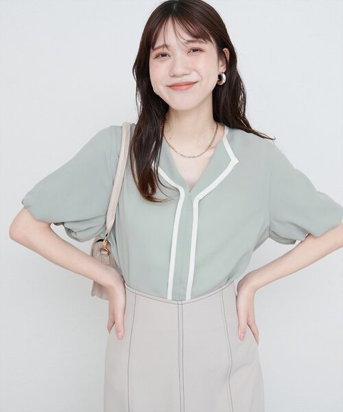 natural couture（ナチュラルクチュール）の「【WEB限定】パフスリーブパイピングブラウス（シャツ/ブラウス・レディース・オフホワイト/グレイッシュベージュ/ネイビー/ミント・FREE）」の18枚目の写真
