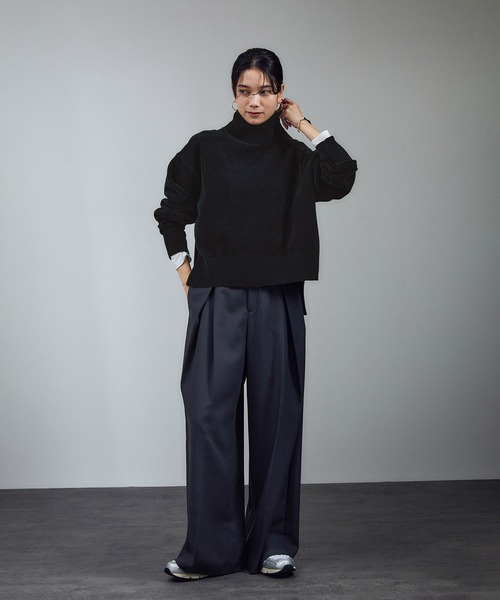 SALON adam et rope'（サロン アダム エ ロペ）の「タートルネックプルオーバー-CreamyCotton /クリーミーコットン-（ニット/セーター・レディース・ブラック/ブラウン/オフホワイト・FREE）」の7枚目の写真