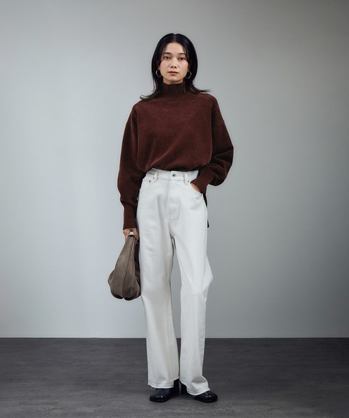 SALON adam et rope'（サロン アダム エ ロペ）の「タートルネックプルオーバー-CreamyCotton /クリーミーコットン-（ニット/セーター・レディース・ブラック/ブラウン/オフホワイト・FREE）」の9枚目の写真