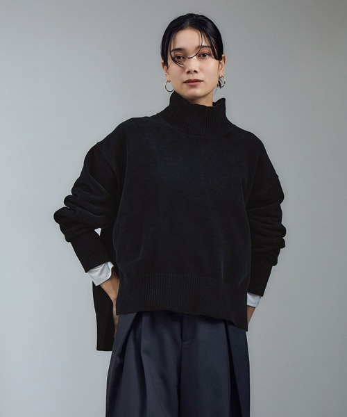 SALON adam et rope'（サロン アダム エ ロペ）の「タートルネックプルオーバー-CreamyCotton /クリーミーコットン-（ニット/セーター・レディース・ブラック/ブラウン/オフホワイト・FREE）」の11枚目の写真