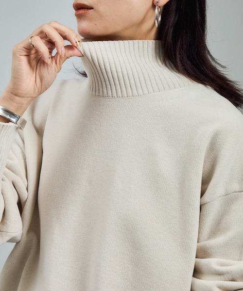 SALON adam et rope'（サロン アダム エ ロペ）の「タートルネックプルオーバー-CreamyCotton /クリーミーコットン-（ニット/セーター・レディース・ブラック/ブラウン/オフホワイト・FREE）」の15枚目の写真