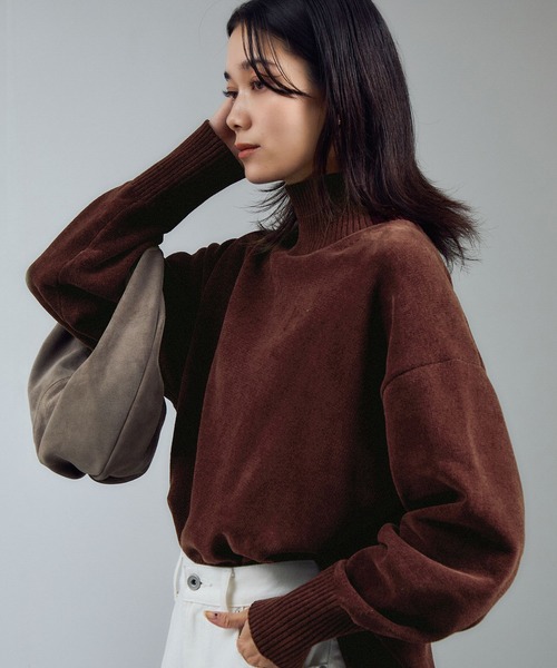 SALON adam et rope'（サロン アダム エ ロペ）の「タートルネックプルオーバー-CreamyCotton /クリーミーコットン-（ニット/セーター・レディース・ブラック/ブラウン/オフホワイト・FREE）」の18枚目の写真