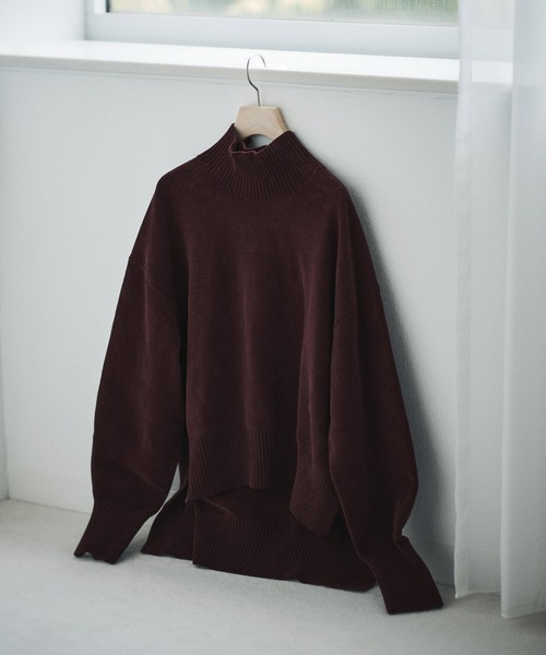 SALON adam et rope'（サロン アダム エ ロペ）の「タートルネックプルオーバー-CreamyCotton /クリーミーコットン-（ニット/セーター・レディース・ブラック/ブラウン/オフホワイト・FREE）」の5枚目の写真