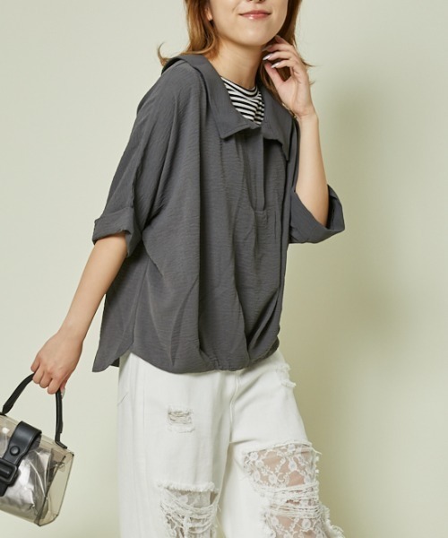GORGE（ゴージ）の「《バックレースアップ×ゆる袖》フェミカジュトップス（シャツ/ブラウス・レディース・アイボリー/ブラック/チャコール/ボルドー/ブラウン・F）」の15枚目の写真
