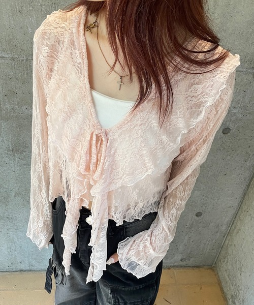 ROGER AND RAW(ロジャーアンドロウ)の「ラッフルフリル レースブラウス(シャツ/ブラウス・レディース・ベビーピンク/ライトベージュ/ホワイト・FREE)」の16枚目の写真