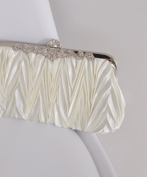 Leja（レジャ）の「【LEJA】4WAYプリーツパールハンドバッグ結婚式 パーティー 成人式 二次会 同窓会 お呼ばれ オケージョン 20代 30代（ハンドバッグ・レディース・ホワイト・FREE）」の6枚目の写真