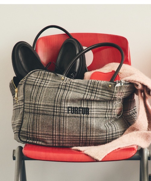 FURFUR（ファーファー）の「【WEB限定カラー】BIGボストンバッグ（ボストンバッグ・レディース・キャメル/アイボリー/チェック/ネイビー/ピンク・F）」の5枚目の写真