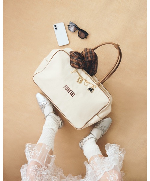 FURFUR（ファーファー）の「【WEB限定カラー】BIGボストンバッグ（ボストンバッグ・レディース・キャメル/アイボリー/チェック/ネイビー/ピンク・F）」の11枚目の写真