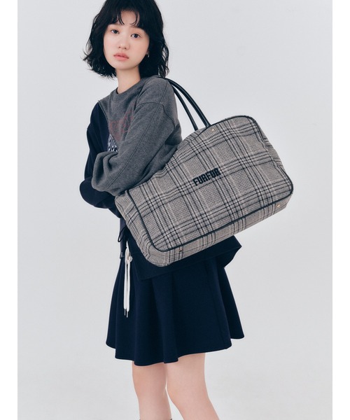 FURFUR（ファーファー）の「【WEB限定カラー】BIGボストンバッグ（ボストンバッグ・レディース・キャメル/アイボリー/チェック/ネイビー/ピンク・F）」の6枚目の写真