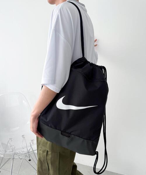 NIKE(ナイキ)の「WEGO/NIKEブラジリアドローストリングジムサック9.5 23L(バックパック/リュック・レディース・ブラック・FREE)」の5枚目の写真