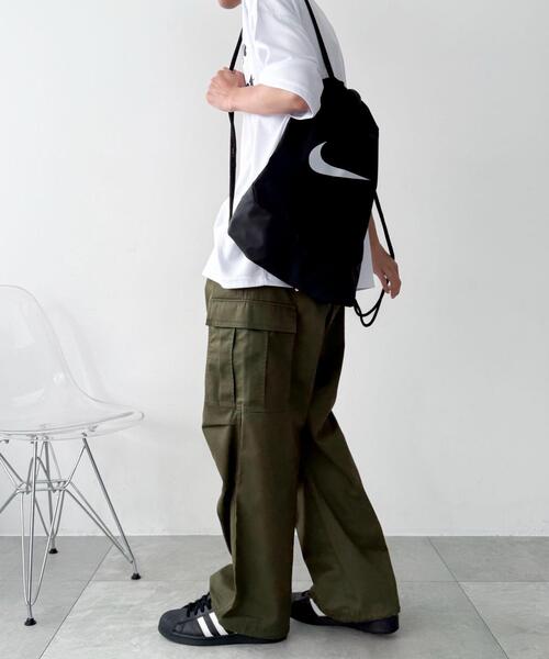 NIKE(ナイキ)の「WEGO/NIKEブラジリアドローストリングジムサック9.5 23L(バックパック/リュック・レディース・ブラック・FREE)」の8枚目の写真