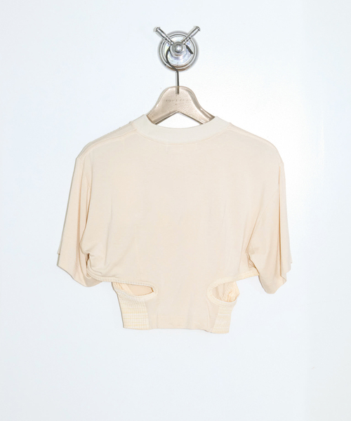 TOGA PULLA（トーガ　プルラ）の「TOGA PULLA RIB jersey S/S TP252-JK234：カットソー（Tシャツ/カットソー・レディース・ベージュ・38）」の2枚目の写真