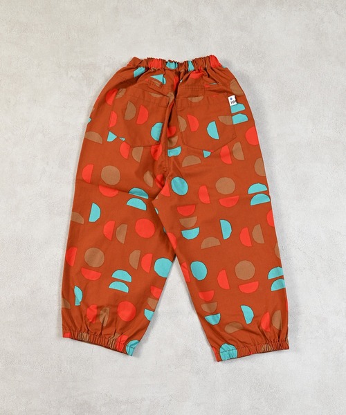 MARKEY'S(マーキーズ)の「総柄ツイルバレルパンツ(その他パンツ・キッズ・ベージュ系その他/グリーン系その他/ブラック系その他/ブラウン系その他・130/120/100/95/90/80/110/150/140)」の10枚目の写真