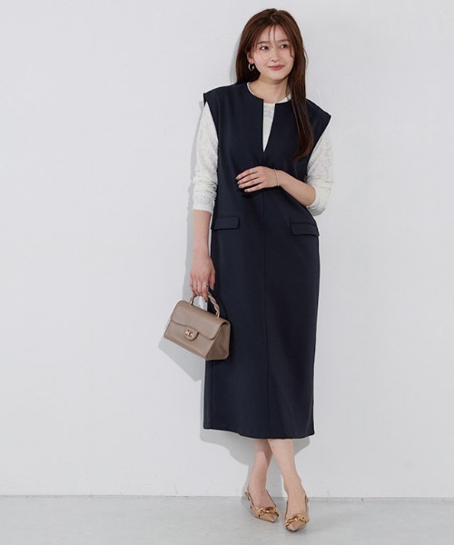 Pierrot（ピエロ）の「キーネックシンプルジャンパースカート（ジャンパースカート・レディース・ネイビー/ベージュ系その他/ブラック・M/PL/PM/LL/L）」の8枚目の写真