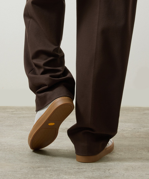 And A(アンドエー)の「ALTERUM オルタム / VIBRAM SOLE GERMAN ARMY TRAINER 日本製オリジナルカウレザーVIBRAMソールジャーマントレーナー / 1075L(スニーカー・メンズ・ホワイト/ベージュ系その他/ブラック・7/8/9)」の8枚目の写真