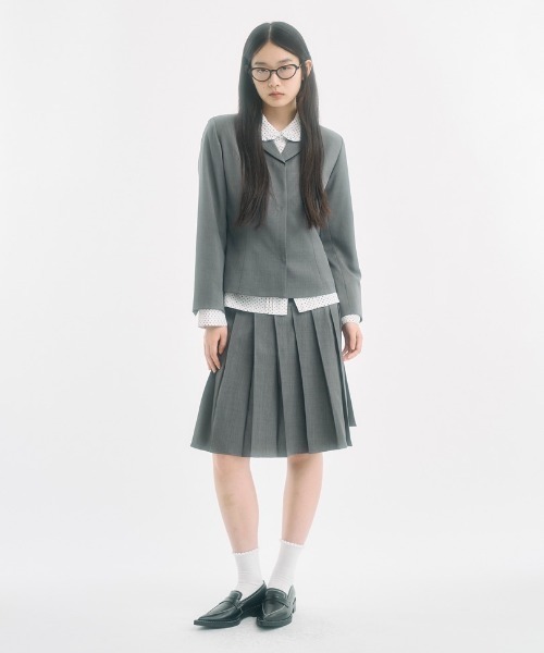 FEKETE（フェケテ）の「low waist midi pleats skirt / ローウエストプリーツスカート（スカート・レディース・グレー/ブラック・SMALL/MEDIUM/LARGE）」の5枚目の写真