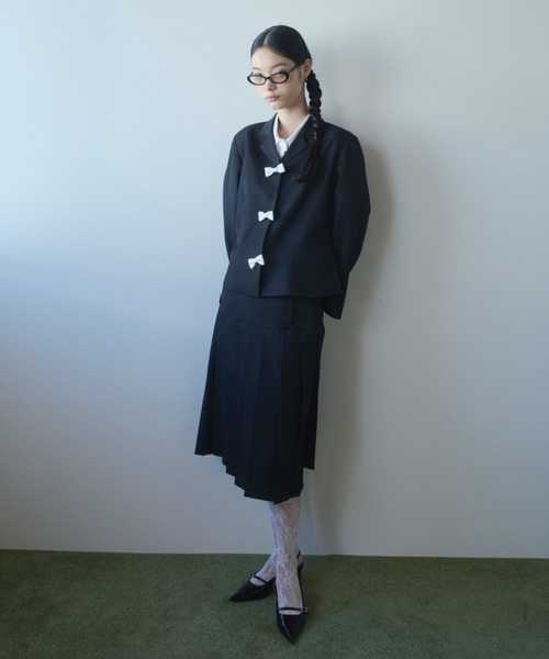 FEKETE（フェケテ）の「low waist midi pleats skirt / ローウエストプリーツスカート（スカート・レディース・グレー/ブラック・SMALL/MEDIUM/LARGE）」の14枚目の写真