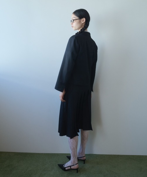 FEKETE（フェケテ）の「low waist midi pleats skirt / ローウエストプリーツスカート（スカート・レディース・グレー/ブラック・SMALL/MEDIUM/LARGE）」の15枚目の写真